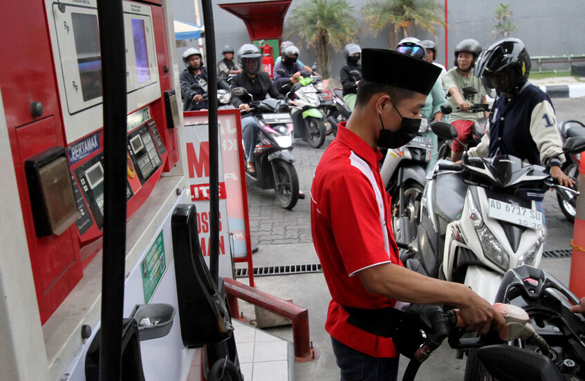 بنغلاديش تتخذ إجراءات تقشفية واسعة لمواجهة أزمة الطاقة