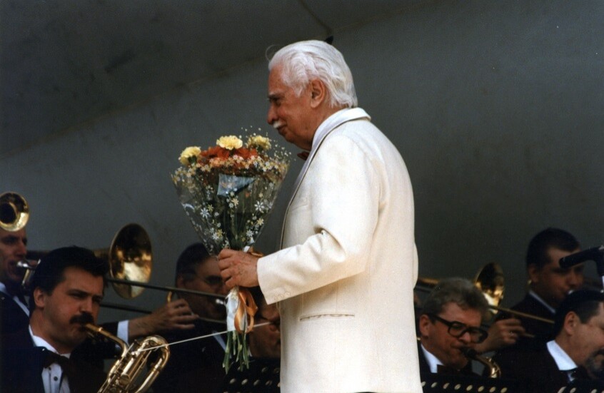 "أحب الجاز أكثر من حبي لنفسي" ..أوليغ لوندستريم.. ملك الجاز الروسي الذي ترك إرثا خالدا للأجيال