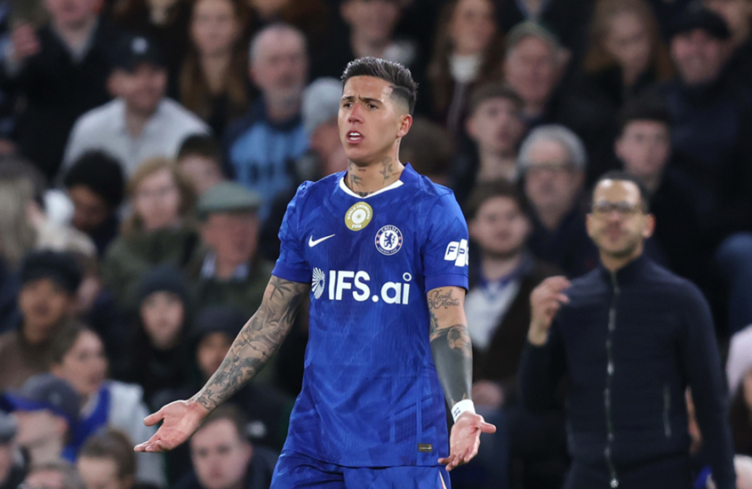 تشيلسي يعاقب نجمه إنزو فرنانديز بعد تصريحاته عن مدريد