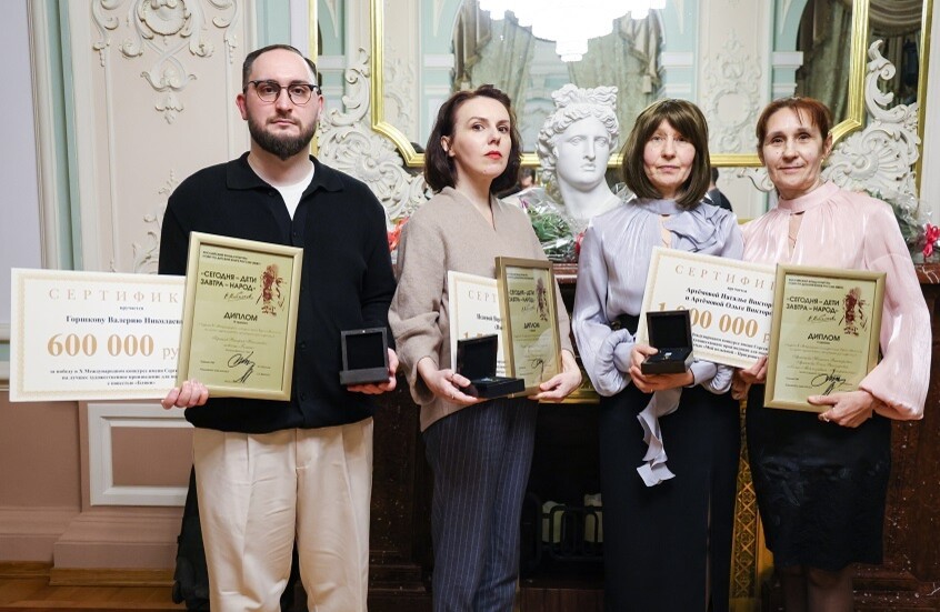 روسيا.. تتويج الفائزين بجائزة ميخالكوف الأدبية الدولية في دورتها العاشرة