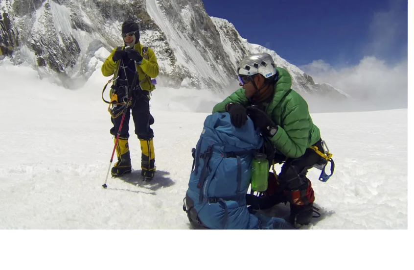 فضيحة في نيبال بعد كشف تسميم آلاف المتسلقين بطريقة مقززة لكسب ملايين الدولارات