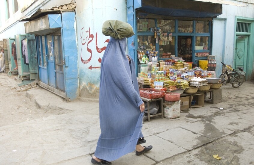 منظمة الصحة العالمية تسير شحنة مساعدات إنسانية بوزن 78.5 طن إلى أفغانستان