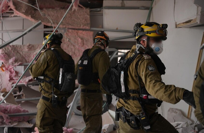 الرقابة العسكرية الإسرائيلية: قنابل من صاروخ انشطاري إيراني سقطت بمحيط وزارة الدفاع ومقر أركان الجيش