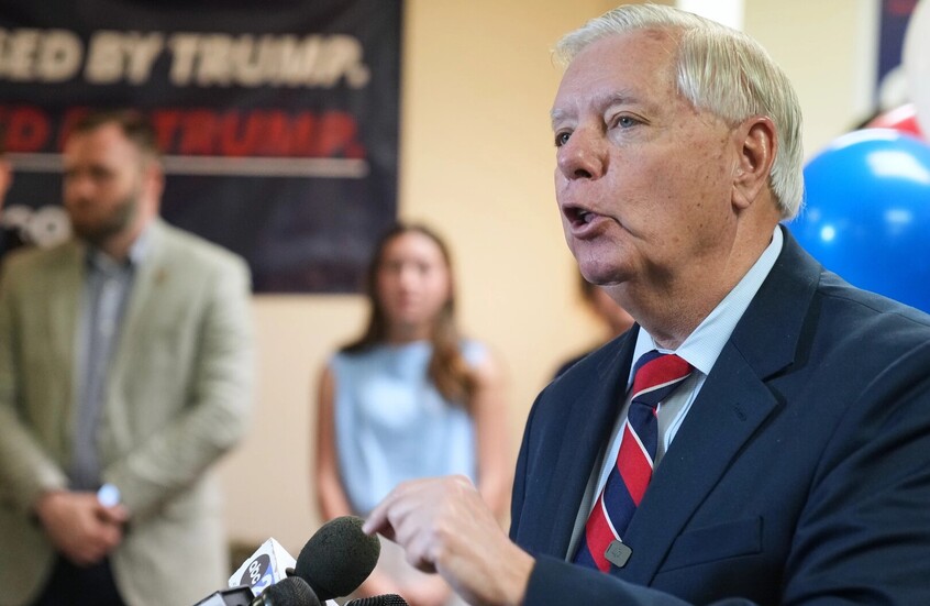 ليندسي غراهام يهدد إيران بقوة عسكرية ساحقة إذا رفضت فعل أمرين.. ما هما؟