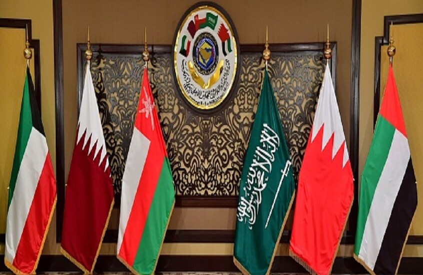 البرادعي يناشد حكومات دول الخليج التحرك "قبل تحويل المنطقة إلى كرة من اللهب"