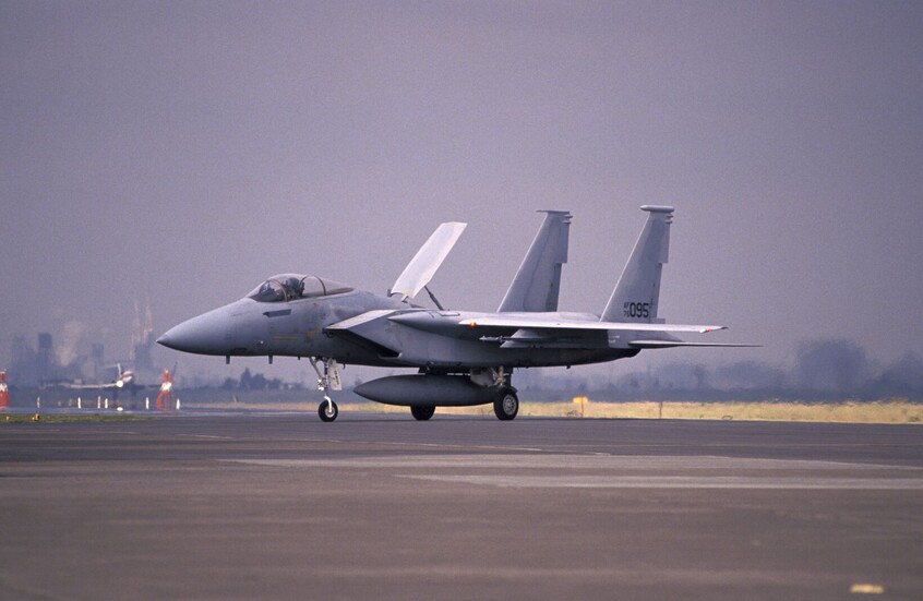 أكسيوس: القوات الأمريكية أنقذت ثاني فرد من طاقم طائرة إف-15 التي أسقطت في إيران