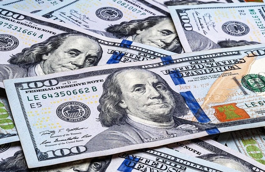 احتياطي مصر من النقد الأجنبي يقفز إلى 52.83 مليار دولار