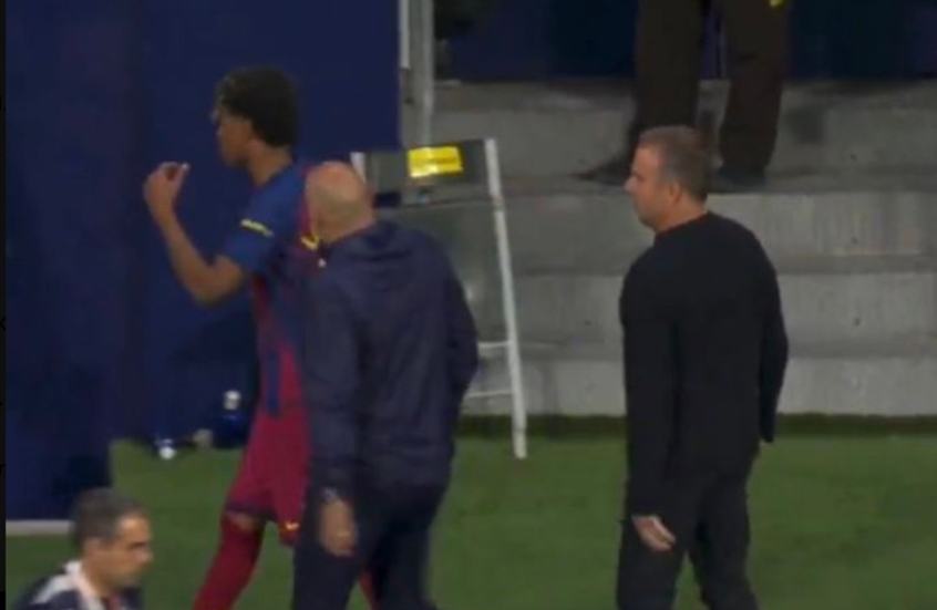 مدرب برشلونة يكشف سبب غضب لامين جمال بعد الفوز على أتلتيكو مدريد