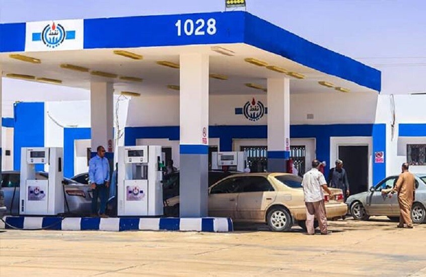 حكومة الوحدة الليبية: توريد المحروقات للسوق المحلية مستقر وكاف رغم تداعيات الأزمة العالمية