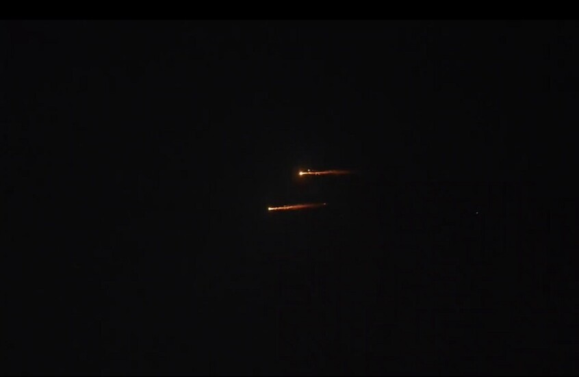 انفجارات ضخمة بعد إطلاق صواريخ على إسرائيل وإيران تتحدث عن 3 دفعات خلال 20 دقيقة