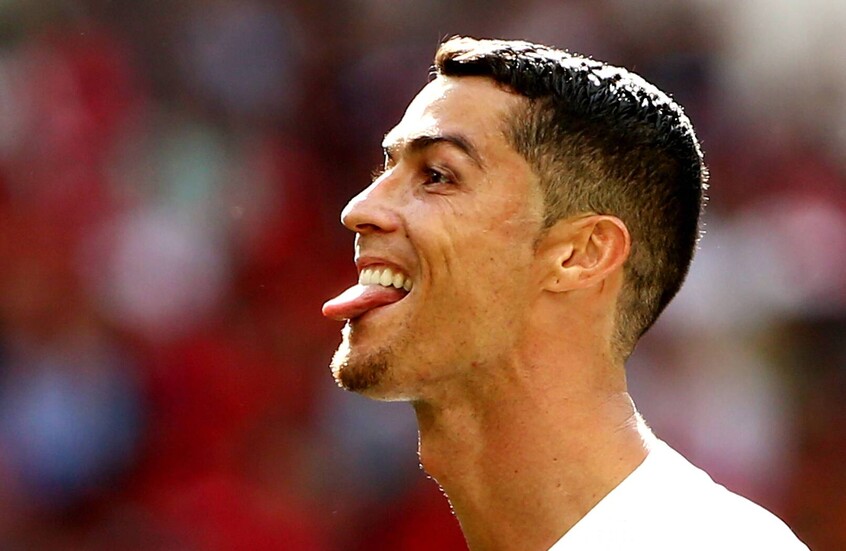 كريستيانو رونالدو يرفض عرضا خياليا لمجاورة ميسي