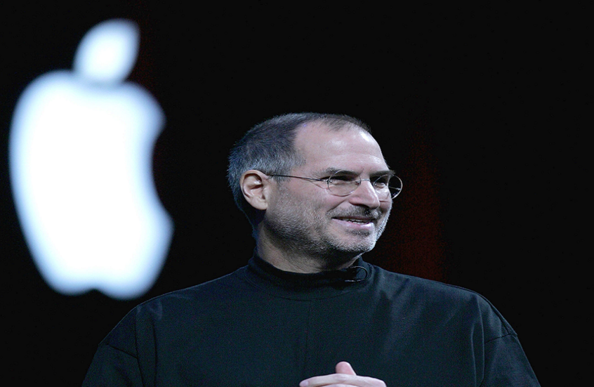 بسعر خيالي.. إطلاق هاتف "آيفون" فاخر يحمل توقيع وإرث ستيف جوبز