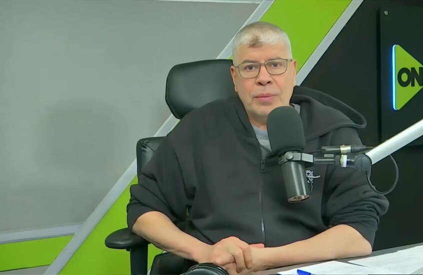 "اتخذوا قرارا لا يصدقه عقل".. شوبير ينتقد إدارة الأهلي