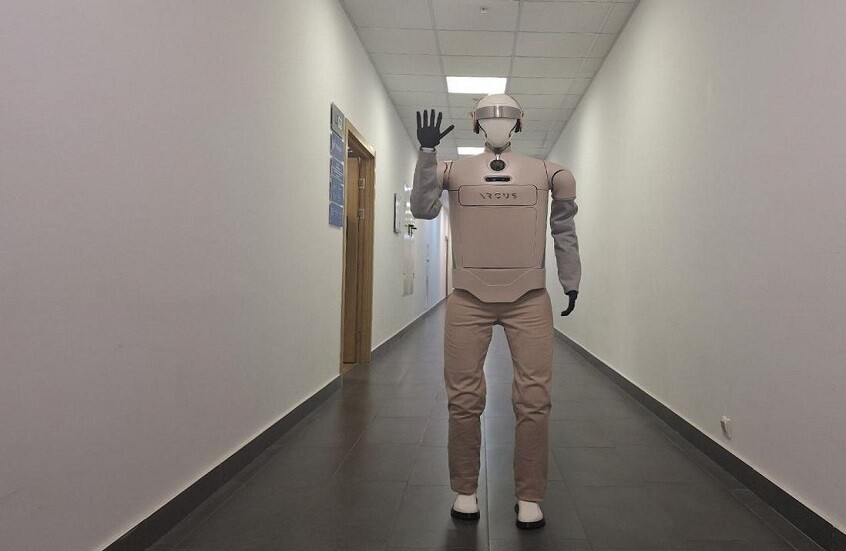 "أركوس".. ساع آلي بشري الشكل يستعد لدخول الخدمة في شوارع موسكو