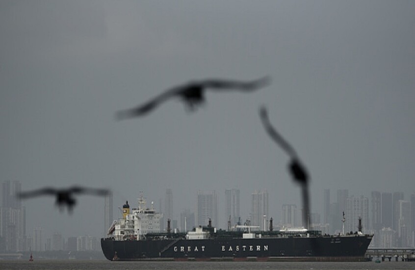 خاص بمضيق هرمز.. سفير إيران لدى موسكو يكشف شرطا أساسيا للتسوية