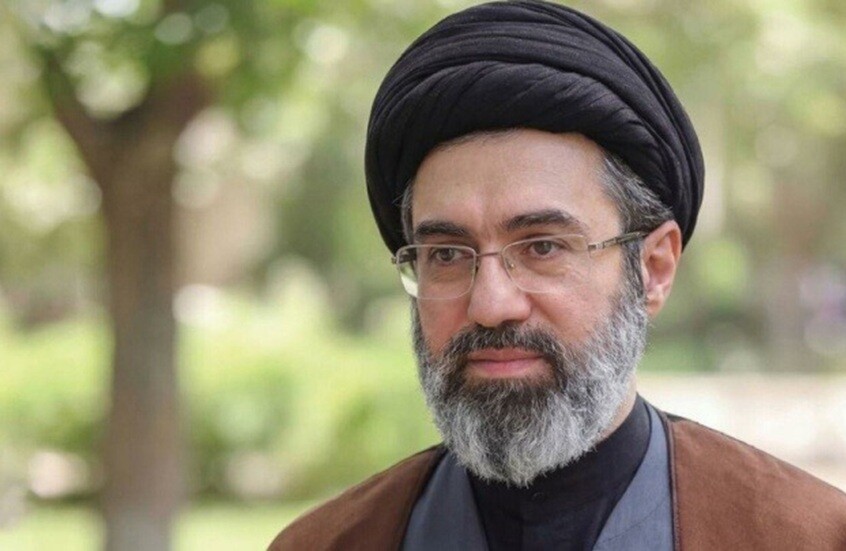 خامنئي ينعى قائدا أمنيا إيرانيا اغتيل في هجوم أمريكي-صهيوني