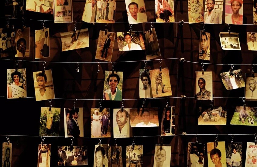 "الصراصير" ومليونير "الإبادة الجماعية"