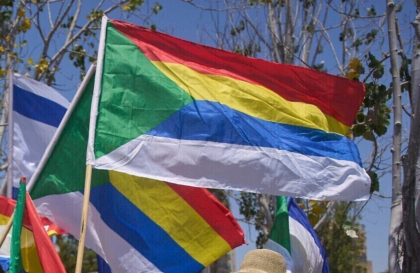 سوريا.. حكمت الهجري يعلن حل اللجنة القانونية ويأمر بتشكيل مجلس إدارة في "جبل باشان"