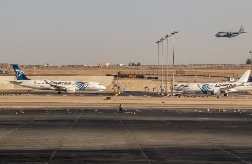 مصر تعلن رسميا إلغاء الكارت الأخضر في مطار القاهرة