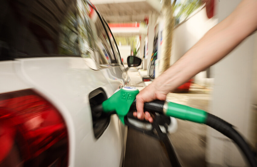 أسعار الوقود في ألمانيا تواصل الارتفاع رغم "قاعدة الساعة 12"