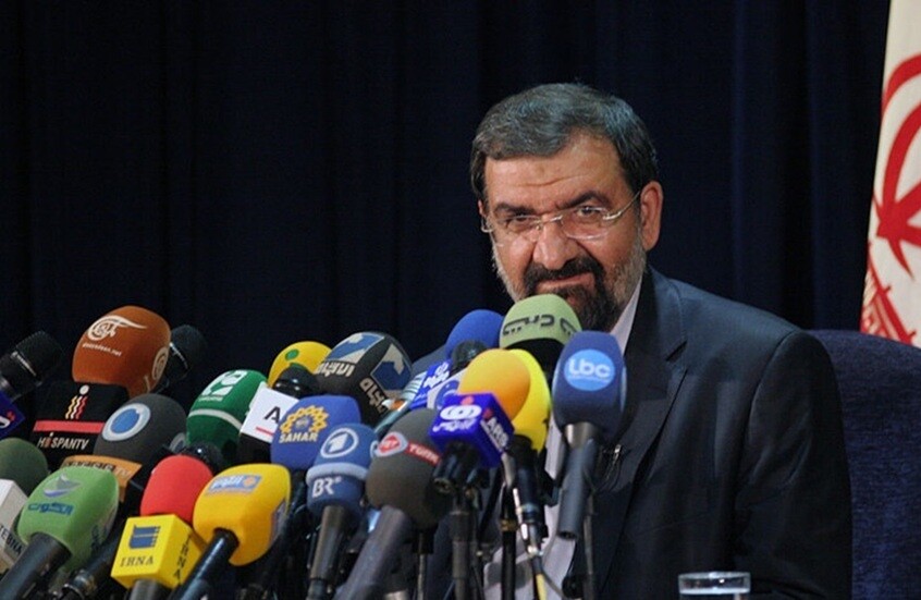 مستشار المرشد الإيراني: نتنياهو يجبر ترامب على الانتحار السياسي