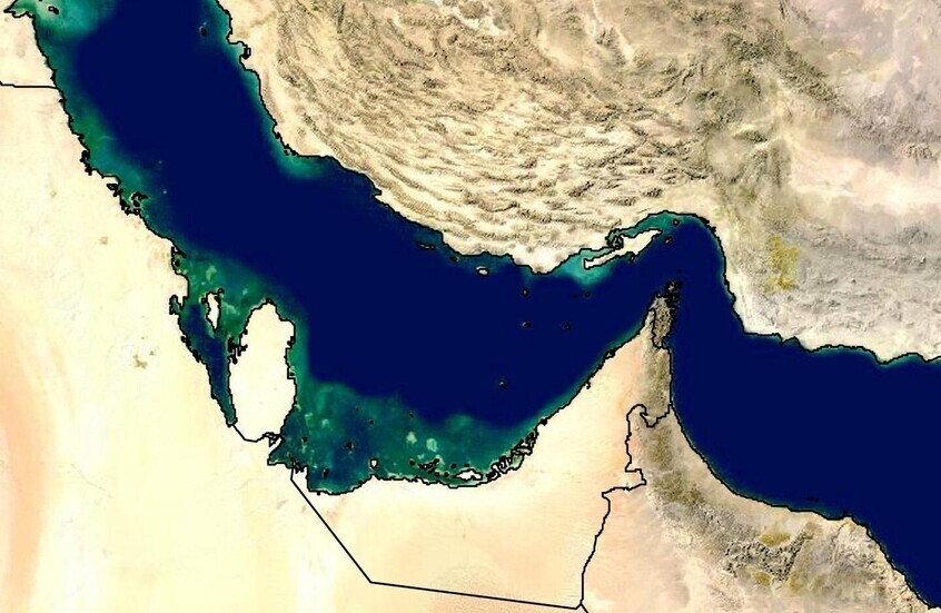 إدارة معلومات الطاقة الأمريكية: أسعار الوقود قد تواصل الارتفاع أشهرا بعد معاودة فتح مضيق هرمز
