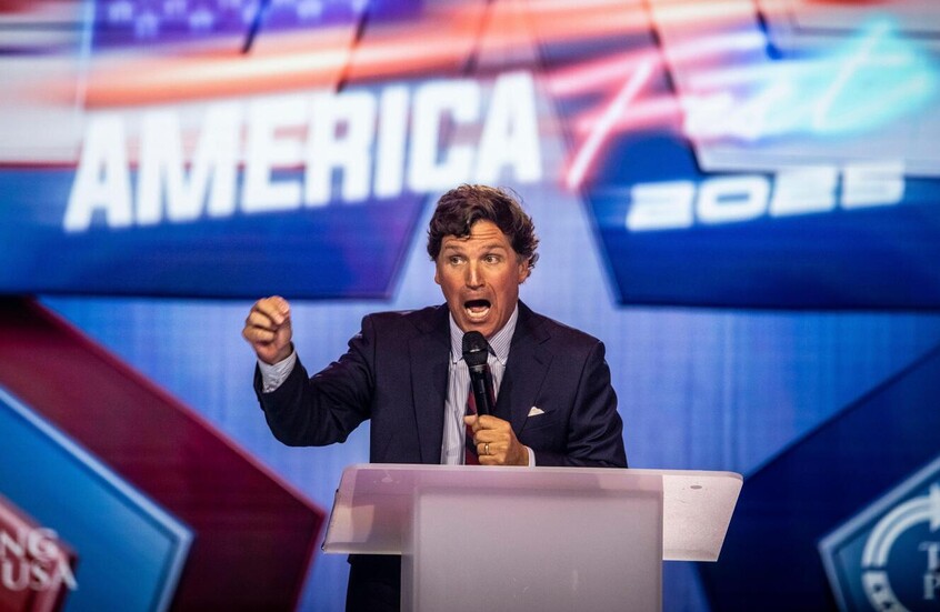 تاكر كارلسون يدعو العسكريين الأمريكيين لعدم الامتثال لأوامر ترامب بشأن ضرب إيران