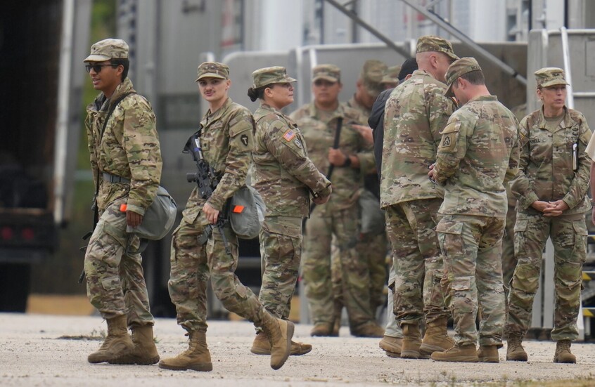 "أكسيوس": تهديدات ترامب لإيران تزيد من المخاطر الأخلاقية بالنسبة لأفراد الجيش الأمريكي