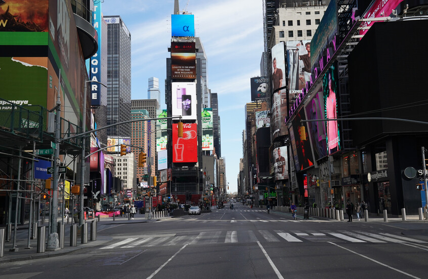 والد ماسك: واثق من أن نيويورك ستُدمر بالكامل قريبا