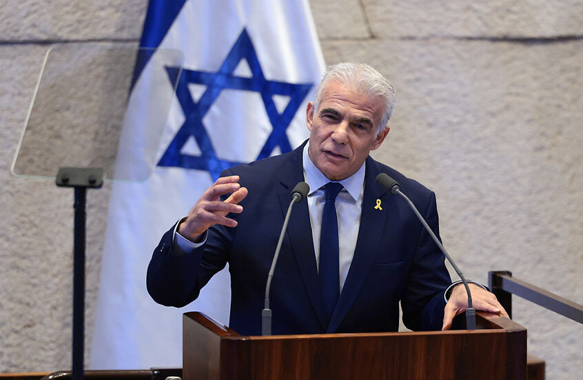 لابيد ينتقد فشل نتنياهو: كارثة سياسية غير مسبوقة وفشل استراتيجي