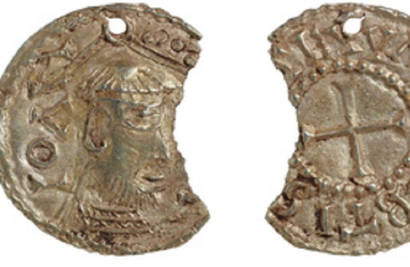 بريطانيا.. اكتشاف قطعة أثرية نادرة تحمل صورة يوحنا المعمدان