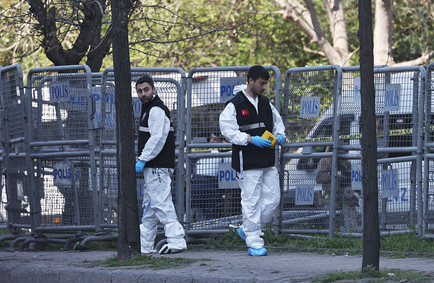 السلطات التركية تعلن ارتفاع عدد المعتقلين في هجوم القنصلية الإسرائيلية إلى 10 (فيديو)