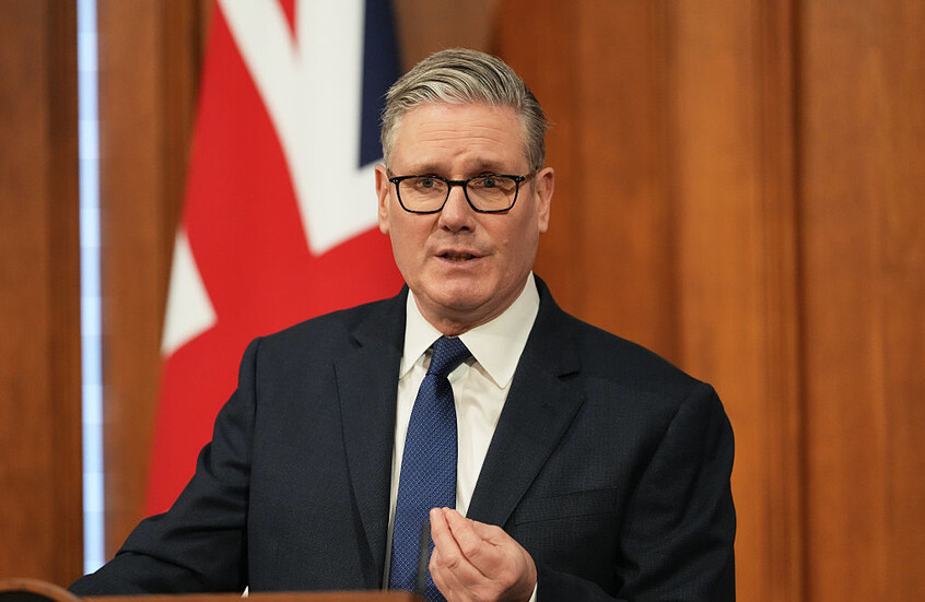 رئيس الوزراء البريطاني يزور الخليج لـ"ضمان الفتح الدائم لمضيق هرمز"