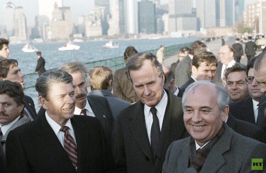 البيريسترويكا.. من حلم الإصلاح إلى خيبة أمل وانهيار