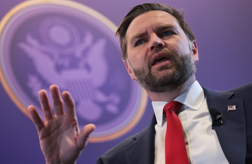 "هدنة هشة".. فانس يؤكد رغبة ترامب في إحراز تقدم سريع في ملف إيران والتفاوض بنية طيبة