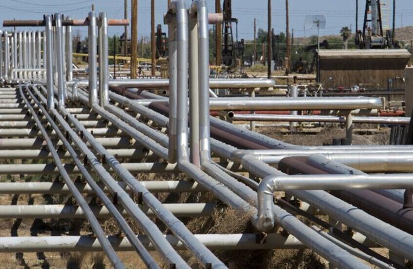 "رويترز" نقلا عن مصدر: تعرض خط أنابيب نفط سعودي لهجوم إيراني رغم هدنة وقف النار