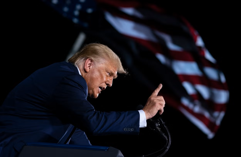 "سنفضحهم".. ترامب يحذر من محتالين ودجالين في المفاوضات بين واشنطن وطهران