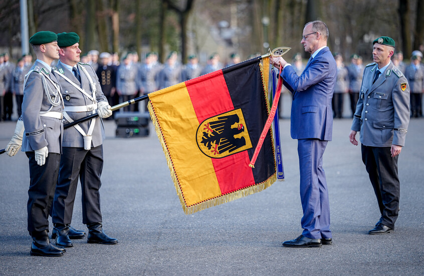 وسائل إعلام: سلطات ألمانيا تبحث المشاركة المحتملة في البعثة العسكرية بمضيق هرمز