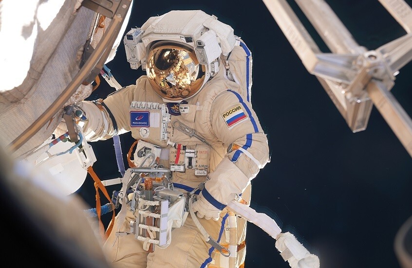 روسيا.. ابتكار نظام نموذجي لإنقاذ الرواد أثناء السير في الفضاء