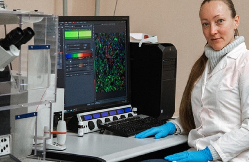 العلماء الروس يطورون طريقة لتنشيط المناعة ضد السرطان باستخدام الضوء