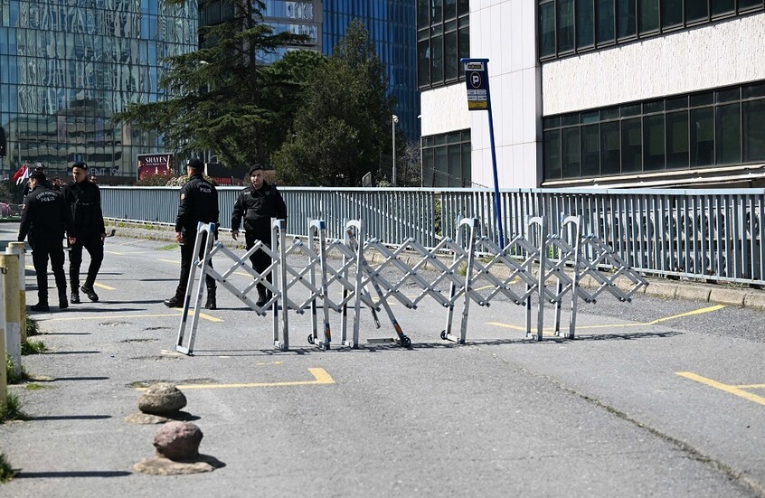 "حرييت" تكشف عن صلات مهاجمي قنصلية إسرائيل في إسطنبول