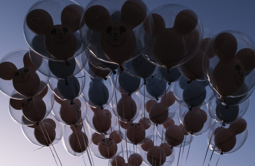 "والت ديزني" بصدد تسريح ألف موظف