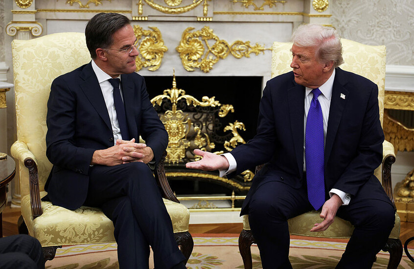 "جلسة تنفيس غضب".. "بوليتيكو" تكشف كواليس لقاء ترامب والأمين العام للـ"الناتو"