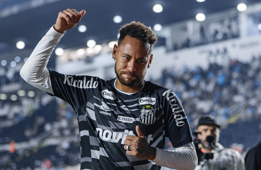 "لم أقصد الإساءة إلى النساء".. انتقادات حادة تطارد نيمار بعد تصريحات جدلية