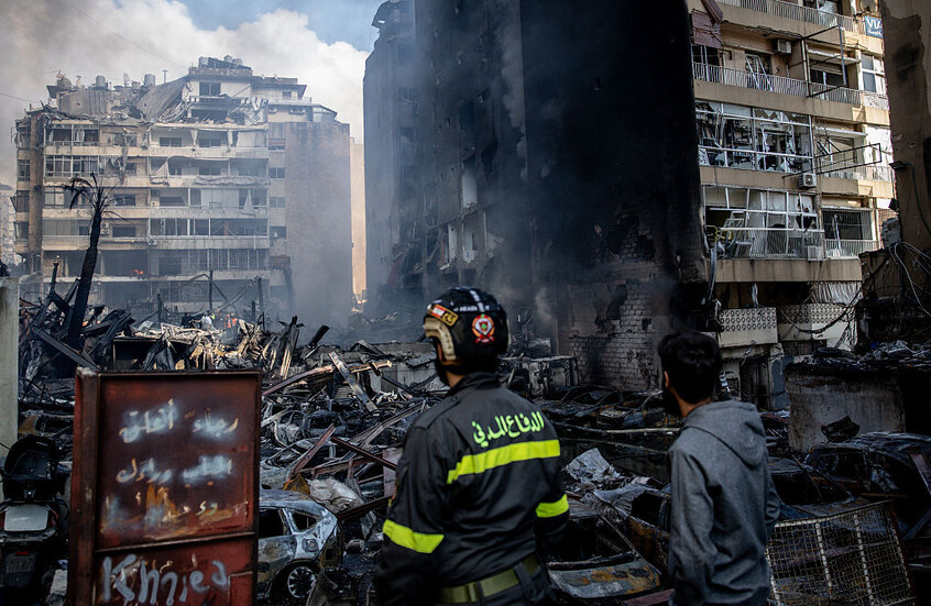 "وول ستريت جورنال": إسرائيل ستخفف هجماتها على لبنان بطلب من ترامب