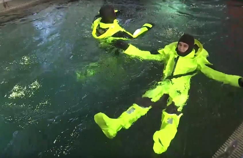 روسيا تنتهي من اختبار بدلة إنقاذ جديدة للقوات البحرية