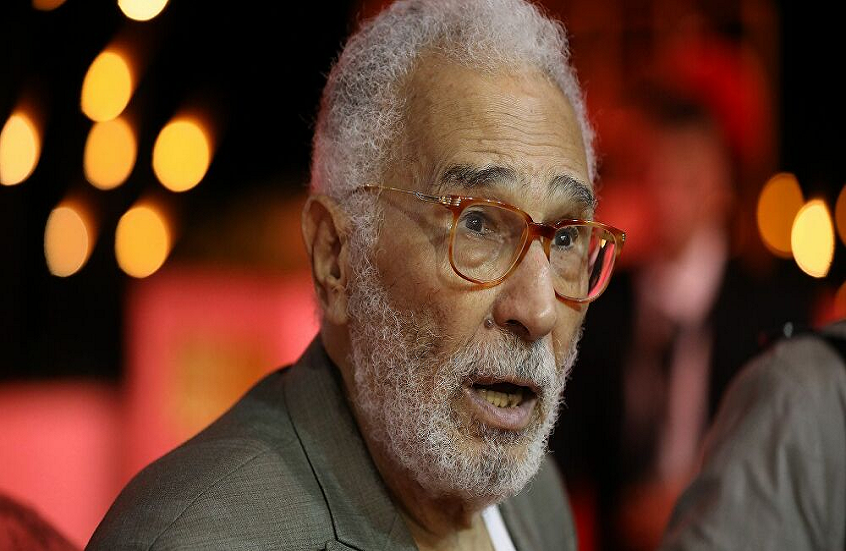 مصر.. وضع الفنان الكبير عبد الرحمن أبو زهرة على أجهزة التنفس الصناعي