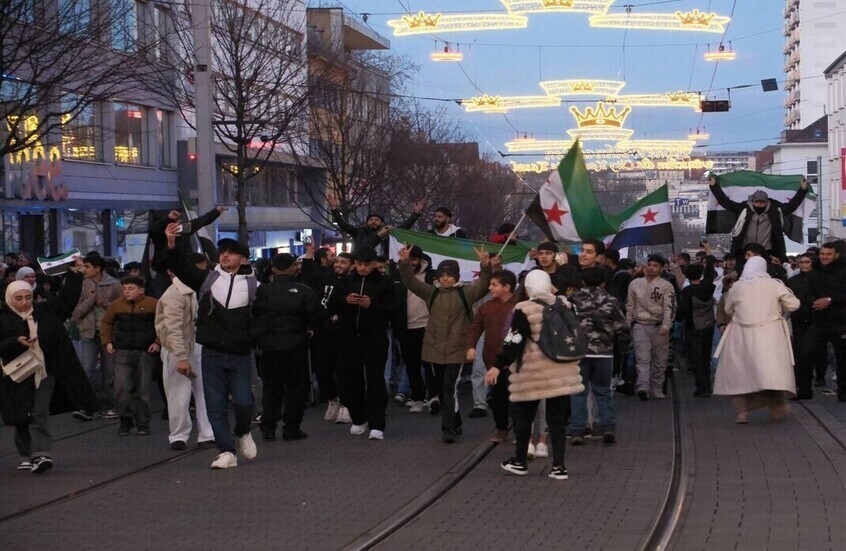 استطلاع يظهر موقف الألمان من عودة اللاجئين السوريين إلى وطنهم