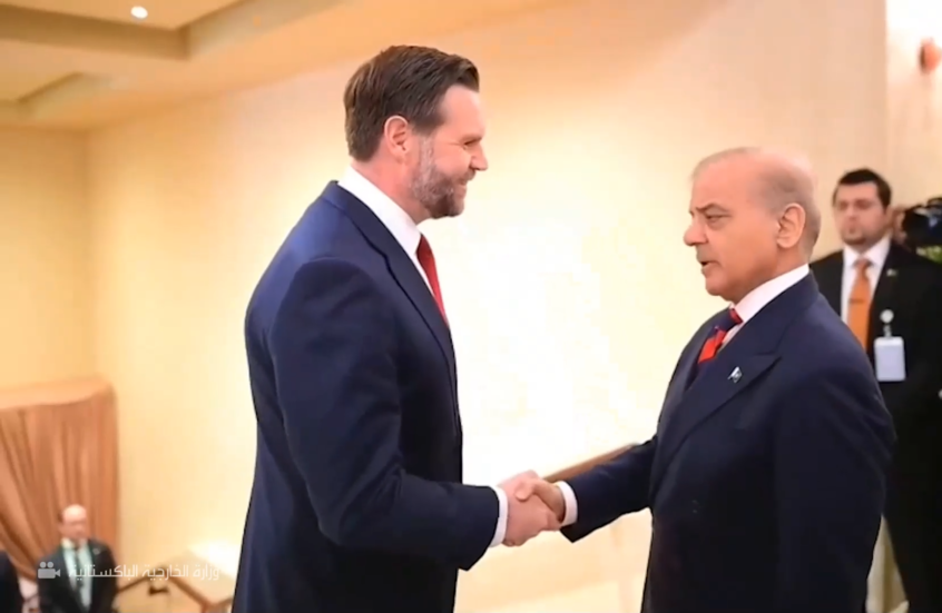 رئيس الوزراء الباكستاني يستقبل الوفد الأمريكي المفاوض مع إيران