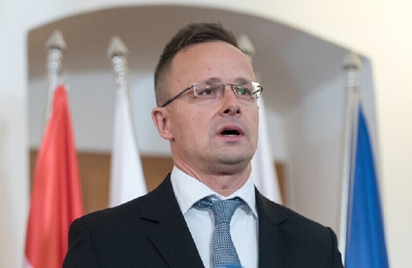 سيارتو: بودابست لن تسمح لكييف بدخول الاتحاد الأوروبي إذا بقي أوربان في السلطة